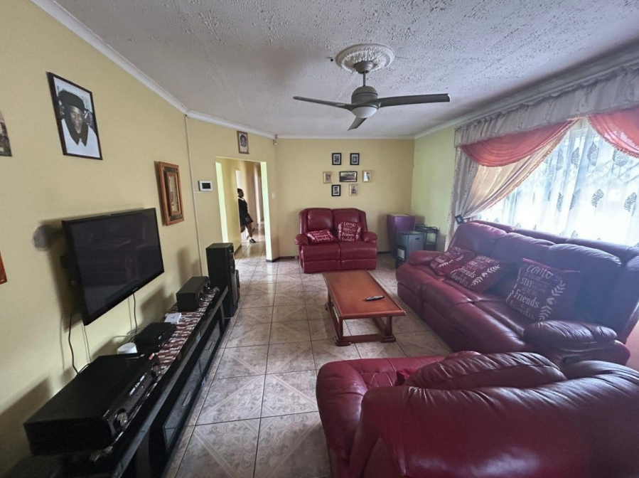 4 Bedroom Property for Sale in Amalinda Eastern Cape